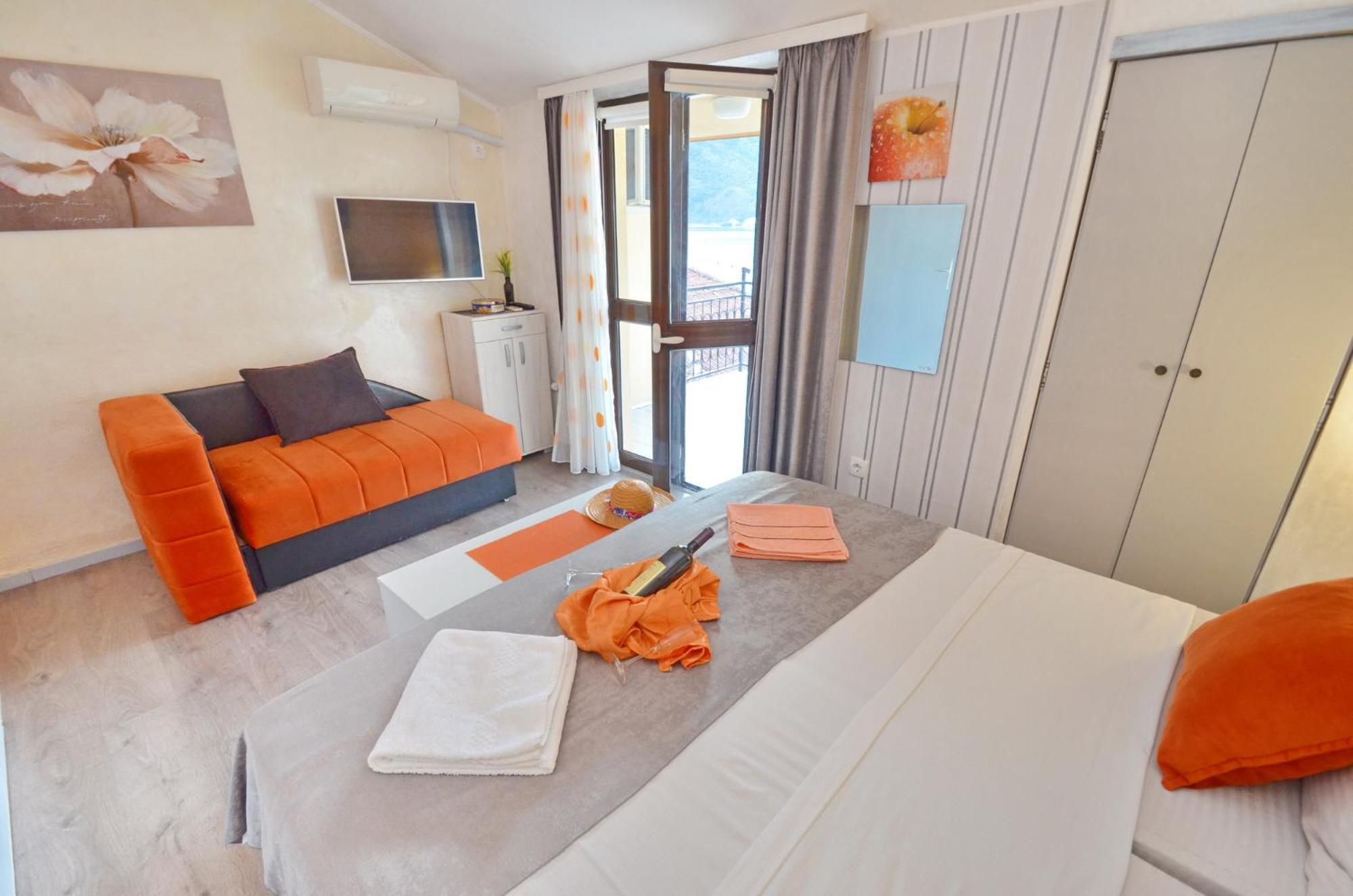 Apartment The Sea Coast โกตอร์ ภายนอก รูปภาพ